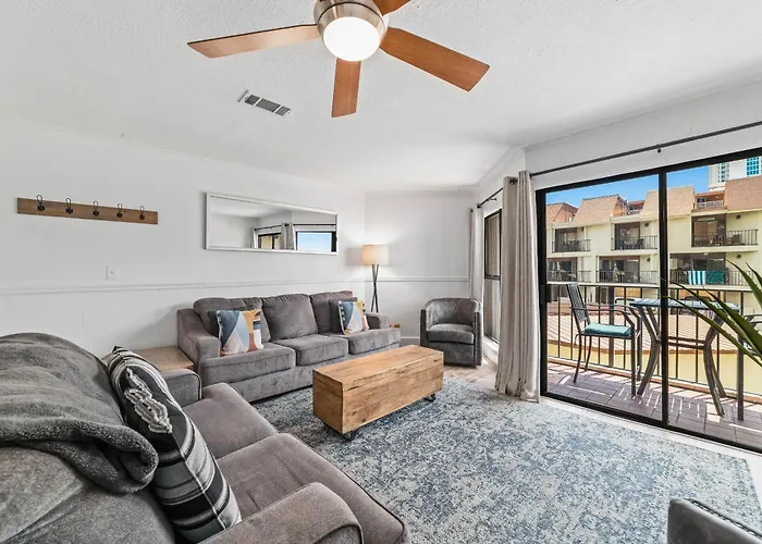 Gulfside Townhomes 9 *